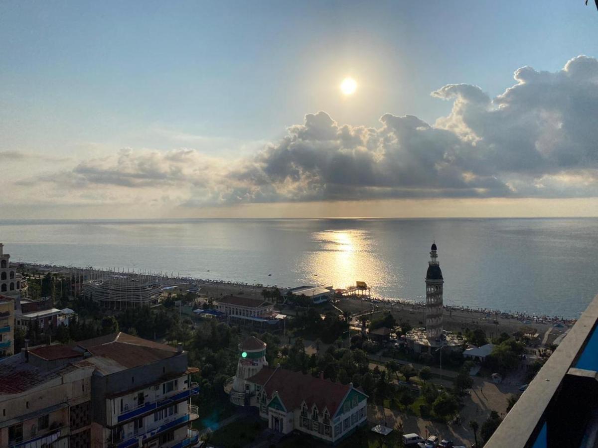 Sea View Apart-Hotel Orbi Twin Towers 1413 Batumi Ngoại thất bức ảnh